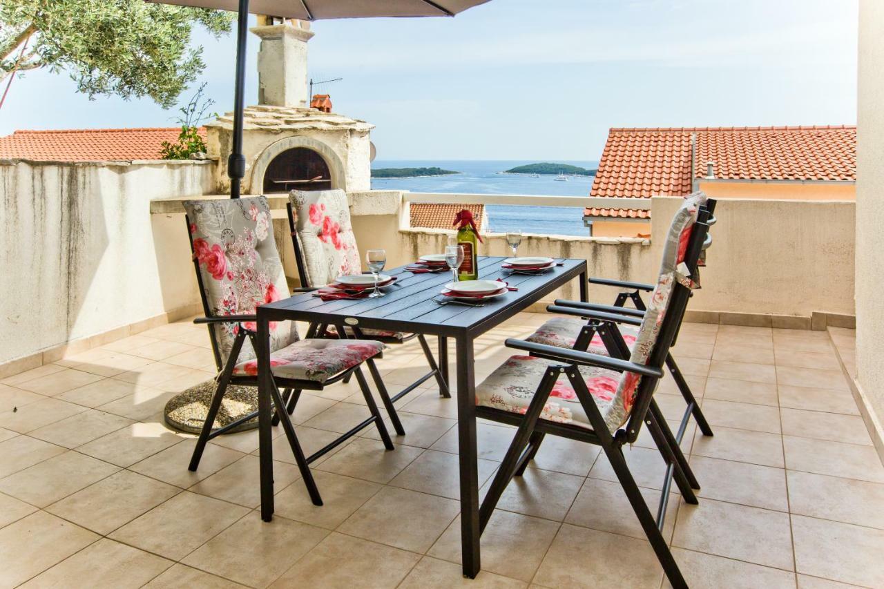 Apartments Tatjana Dominis Hvar Town Dış mekan fotoğraf