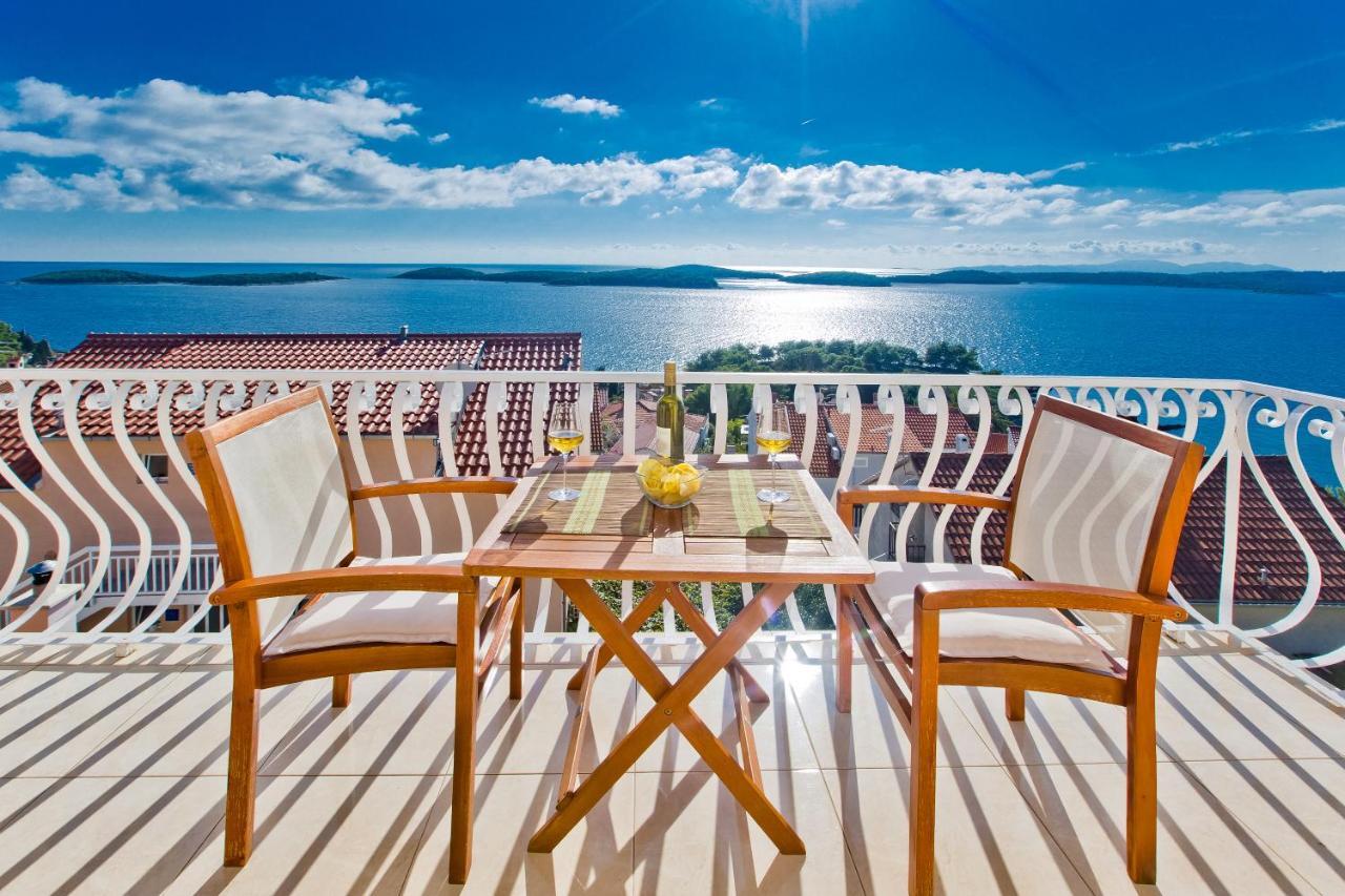 Apartments Tatjana Dominis Hvar Town Dış mekan fotoğraf